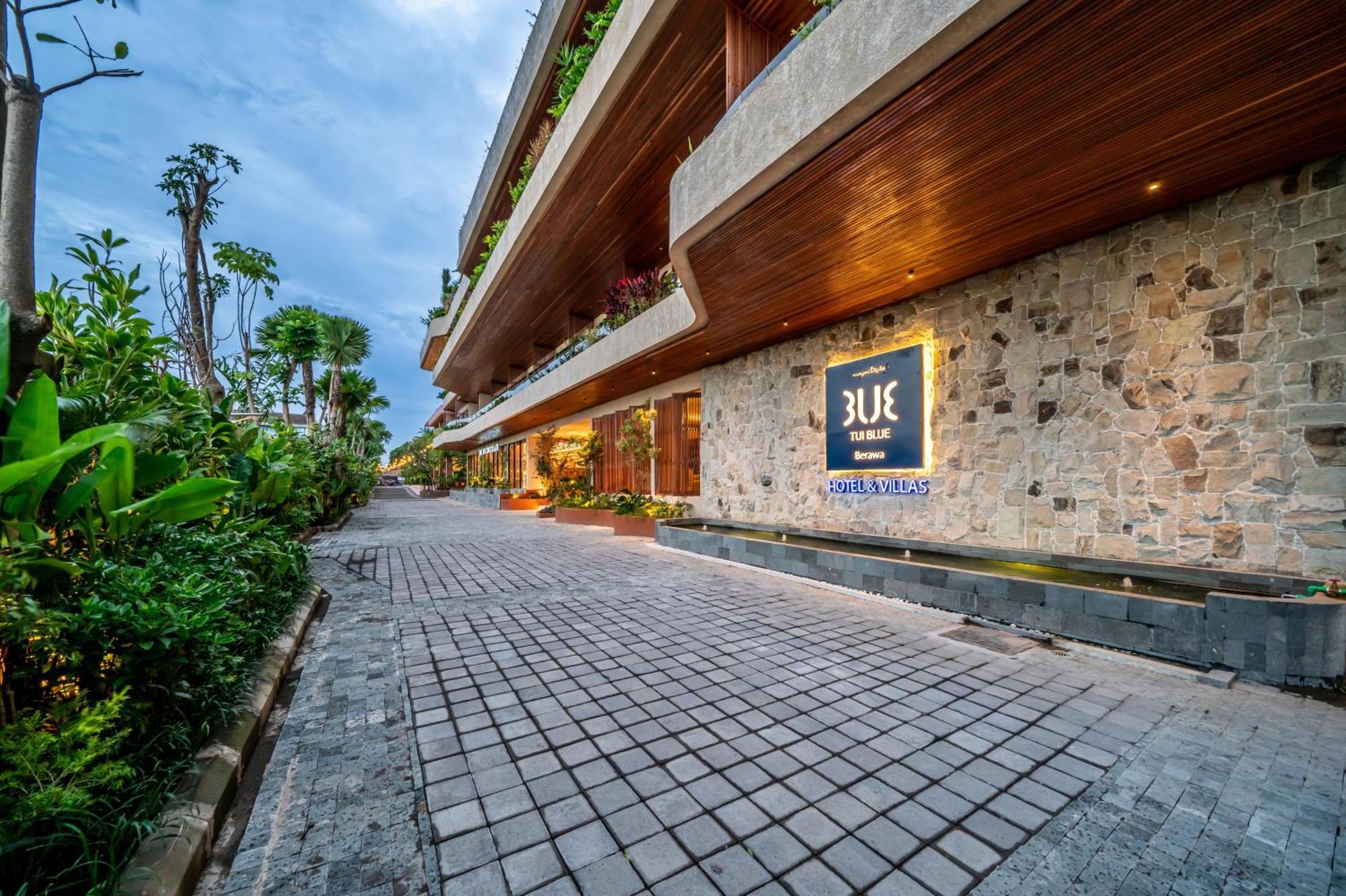 Tui Blue Berawa Hotel And Villas Чангу Экстерьер фото